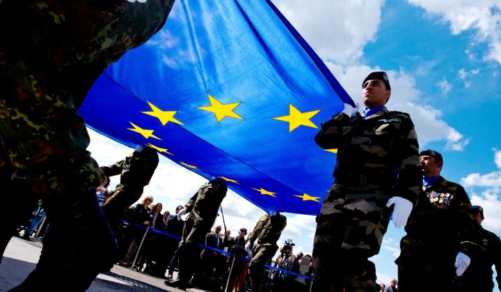 La nostra posizione sul riarmo e la difesa europea